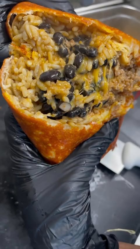 Na'cho Average Food Truck